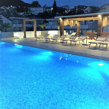 Apartment Sun Village Goran แฮร์เซ็ก-โนวี ภายนอก รูปภาพ