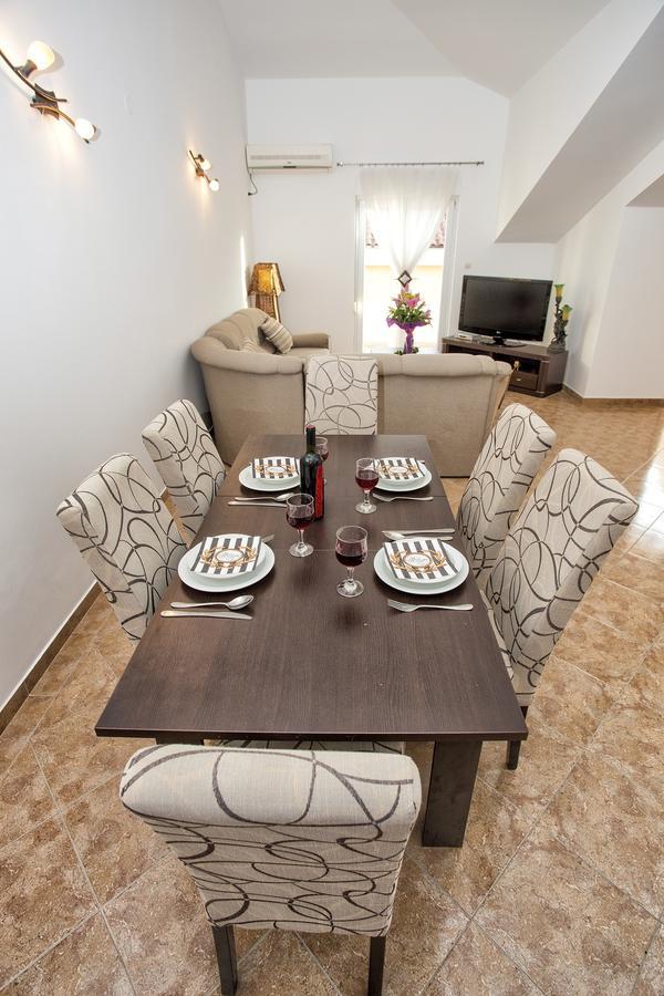 Apartment Sun Village Goran แฮร์เซ็ก-โนวี ภายนอก รูปภาพ